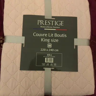 Couvre lit 2 personne 